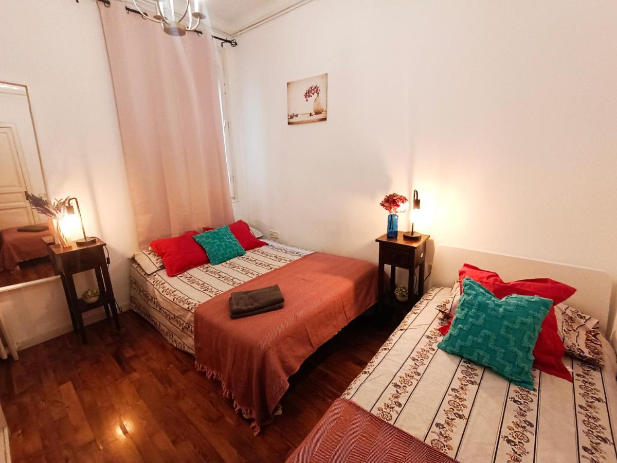 Urquinaona Rooms Барселона Екстериор снимка