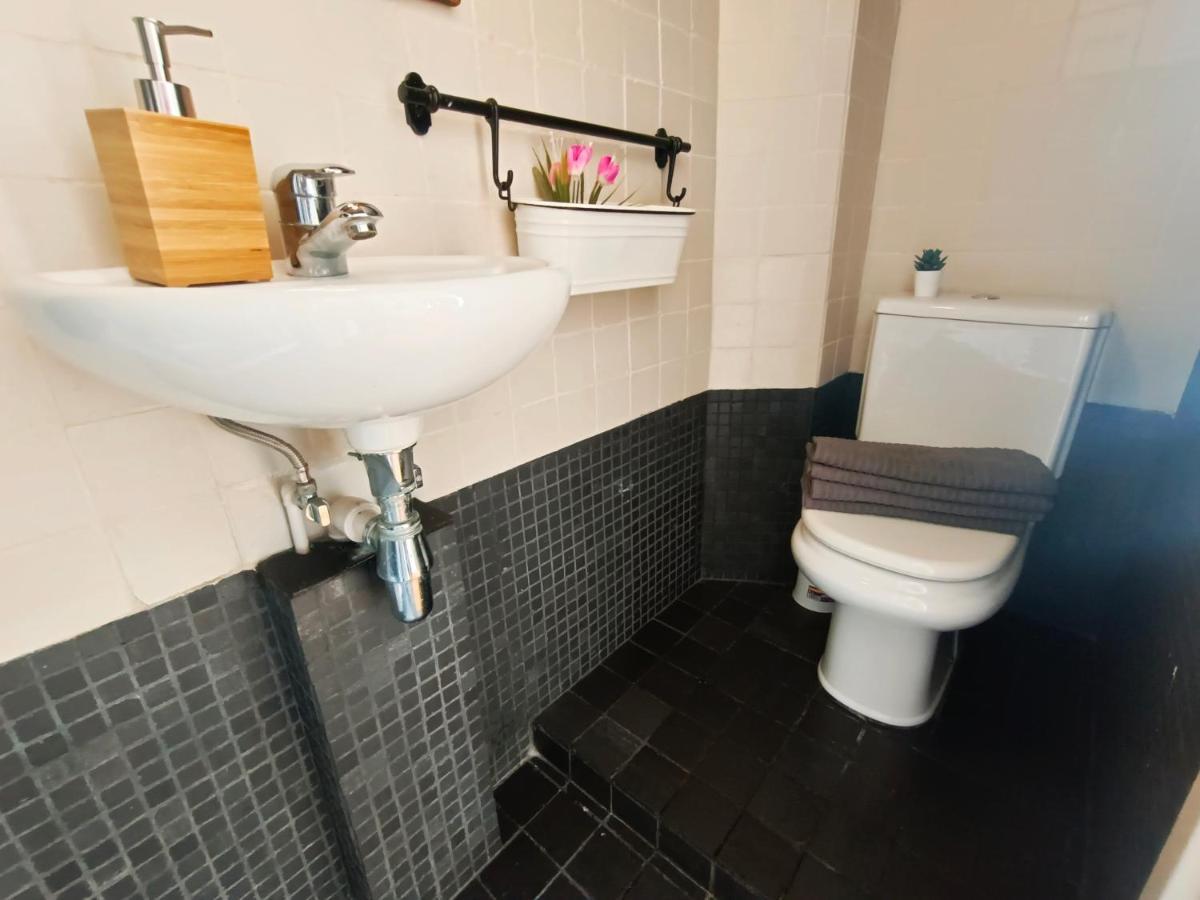 Urquinaona Rooms Барселона Екстериор снимка