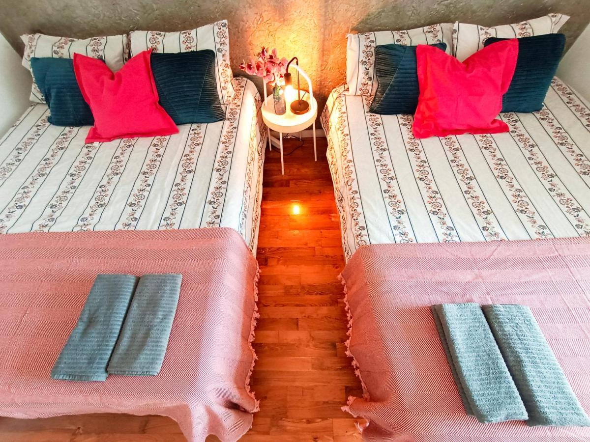 Urquinaona Rooms Барселона Екстериор снимка